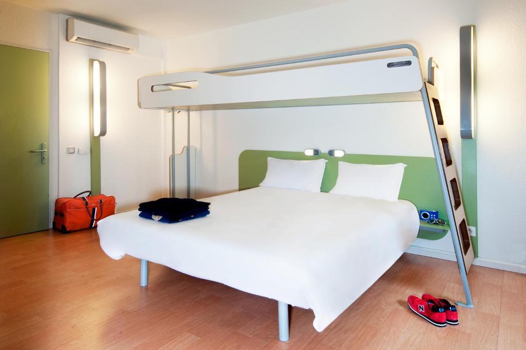 Готель Ibis Budget Besancon Ecole Valentin Номер фото