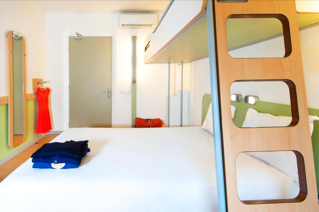 Готель Ibis Budget Besancon Ecole Valentin Номер фото