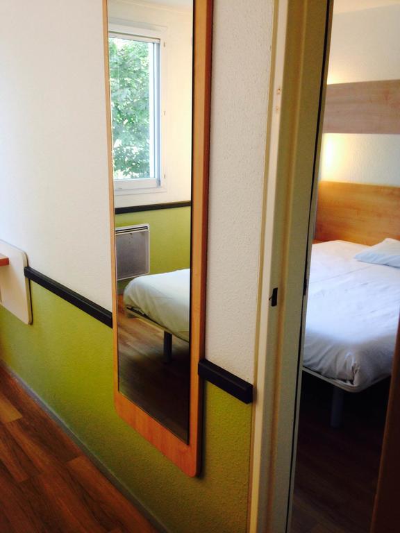 Готель Ibis Budget Besancon Ecole Valentin Номер фото